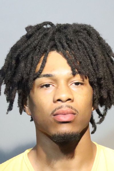 Mugshot of CLAUDARIUS DEWAYNE BELL