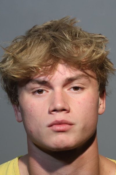 Mugshot of AVERY HUNTER MCCART