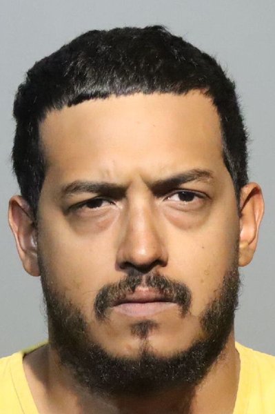 Mugshot of PABLO ALEXIS RESTITUYO