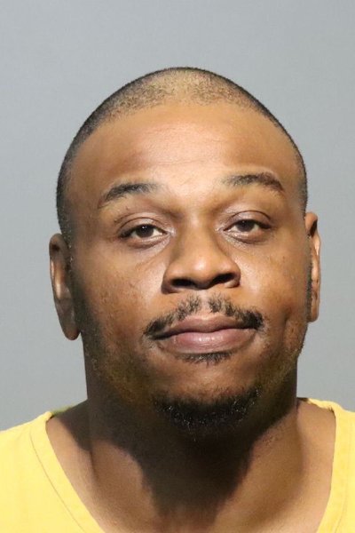Mugshot of CLARENCE ODNEY LAKE