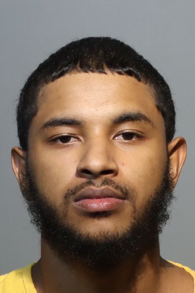 Mugshot of DANIEL GOMEZ