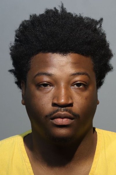 Mugshot of JUSTIN CURRY