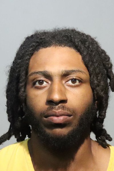 Mugshot of DEONTRE BAKER
