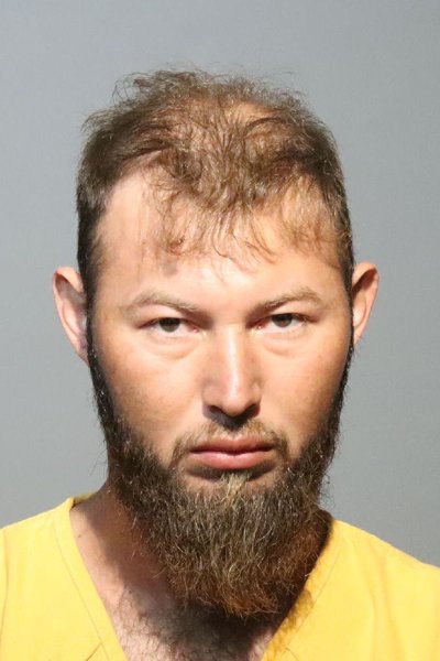 Mugshot of CESAR IVAN CALLES GUARDADO