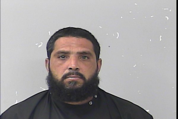 Mugshot of Pablo Enrique Mamones
