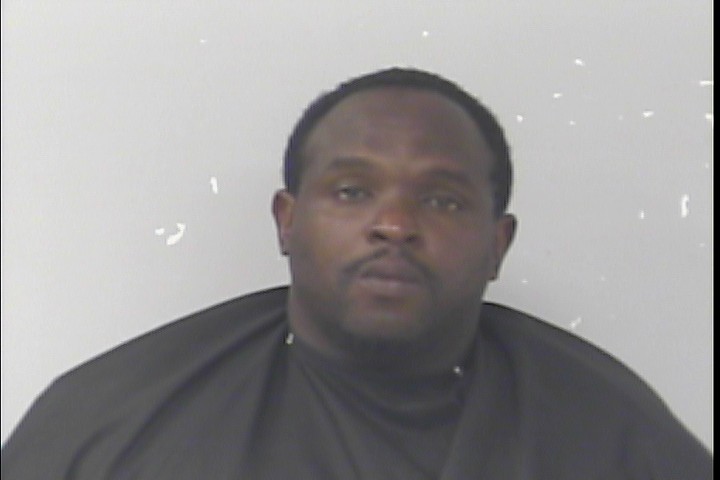 Mugshot of Oscar Howard
