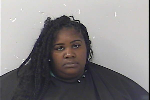 Mugshot of Taylor Alexandra Mckenzie
