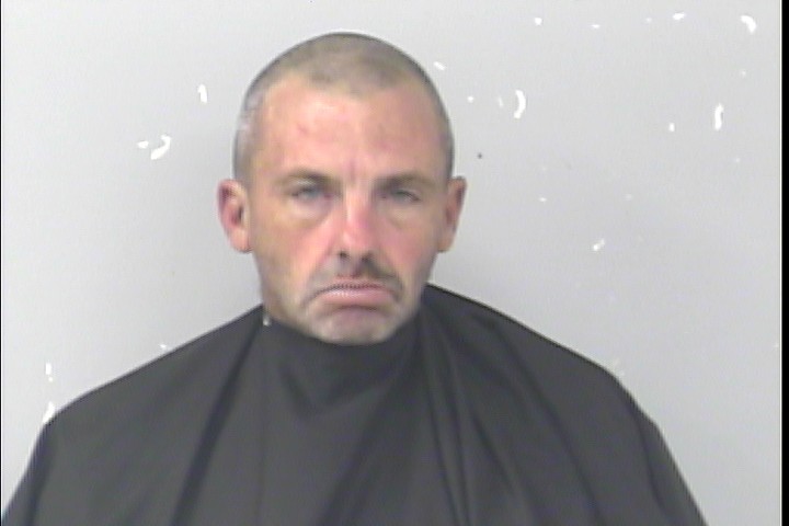 Mugshot of Daniel Eugene Holmes