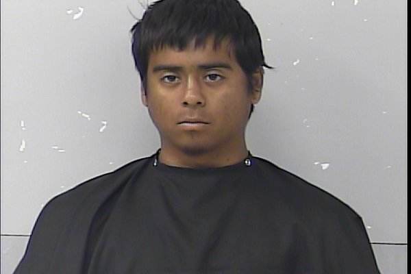Mugshot of Luis Antonio Alvarez Reyes