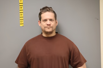 Mugshot of Adam Del Schaper