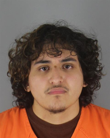 Mugshot of MICHAEL FABRICIO RIVERA FIGUEROA