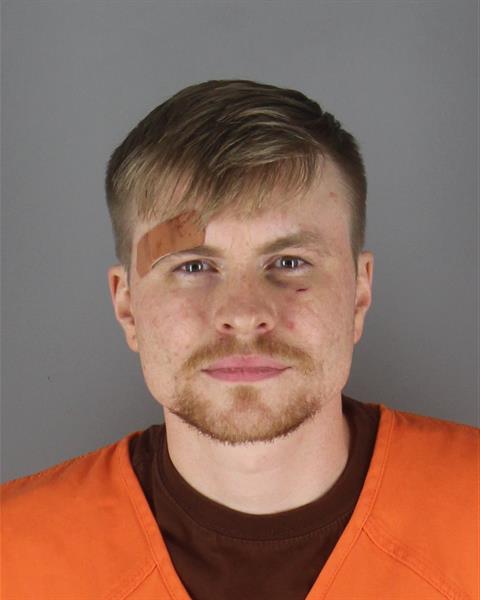 Mugshot of JUSTIN MICHAEL HOLTGRAVE