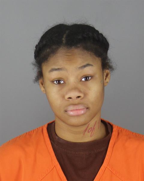 Mugshot of ZAKIYAH CHADE-LATEESH COLE