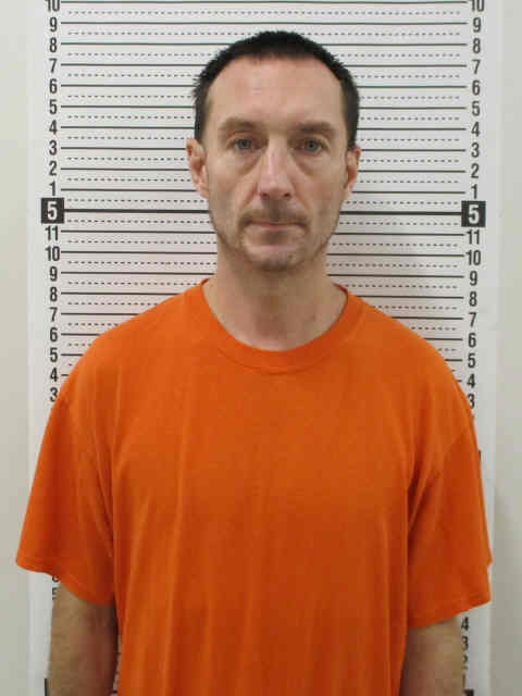 Mugshot of TRACY ADAM THOMPSON