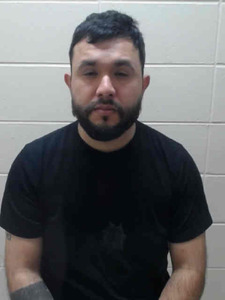 Mugshot of JONATHAN GUTIERREZ
