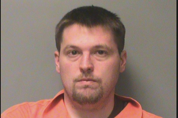 Mugshot of TYLER ADAM SNELSON