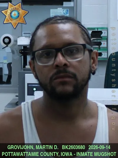 Mugshot of MARTIN DEVINE GROVIJOHN