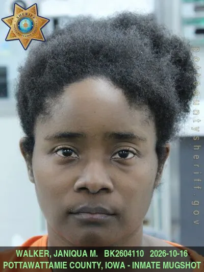Mugshot of JANIQUA MAEINCE WALKER