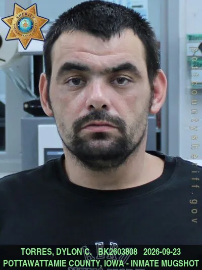 Mugshot of DYLON CRUZ TORRES