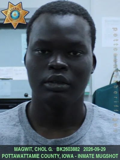 Mugshot of CHOL GUMA MULA MAGWIT