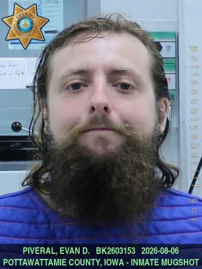 Mugshot of EVAN DALE PIVERAL