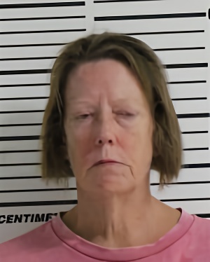 Mugshot of HYDE REGINA ANNETTE