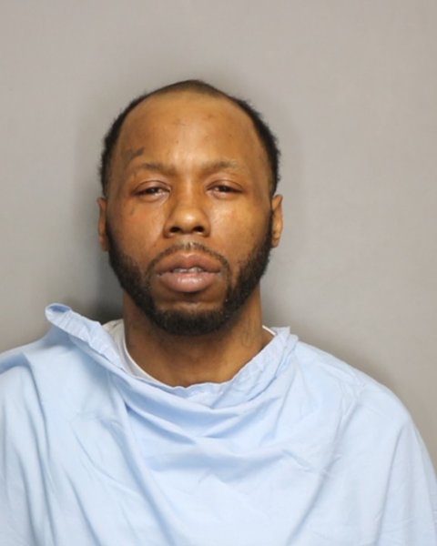 Mugshot of CHARLES CHAVEZ BENJAMIN