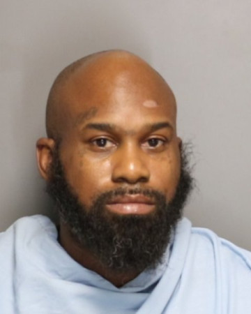 Mugshot of ROBERT CHIWAN CORTEZ FORD