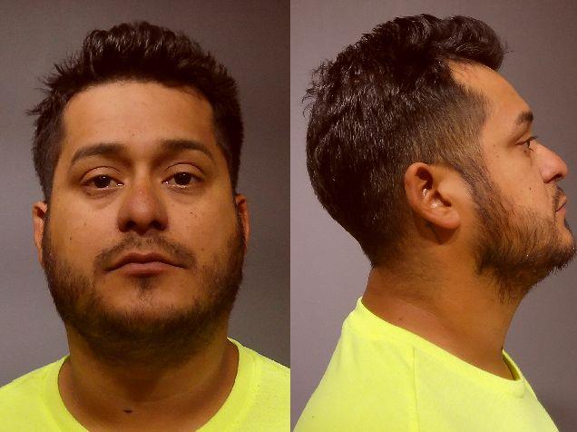 Mugshot of JONATHAN SANTOS