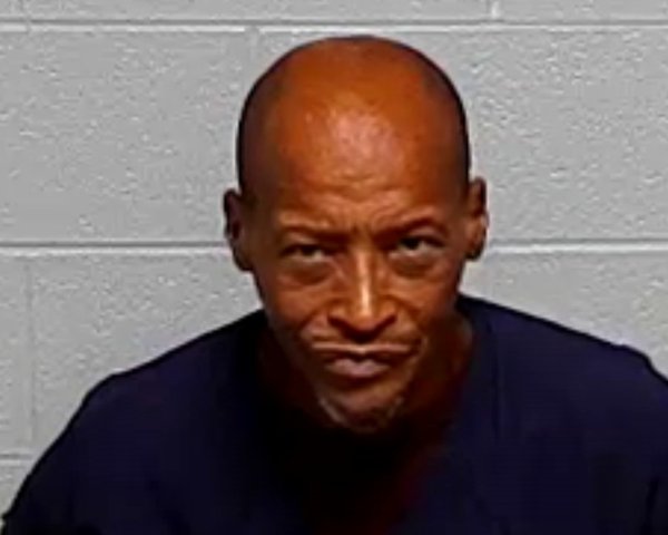 Mugshot of LUTHER C, JR SMITH