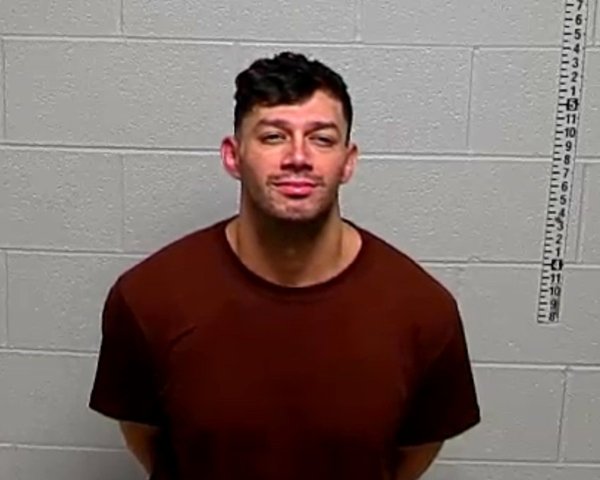 Mugshot of NATHAN A SAGASTUME