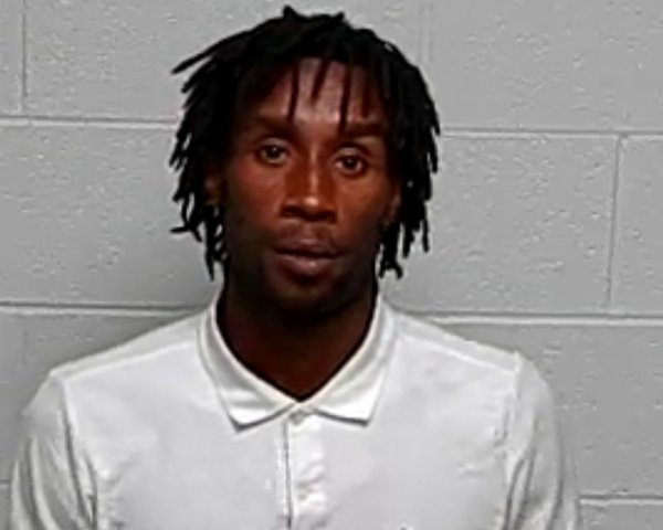 Mugshot of FREDDIE L BENTLEY