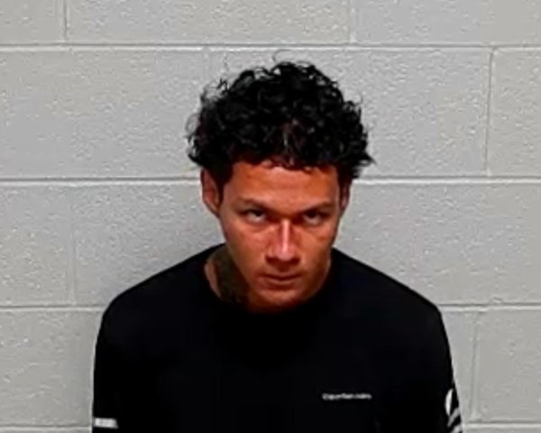 Mugshot of Luis Amador-Matute