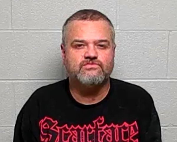 Mugshot of MICHAEL EDWARDS
