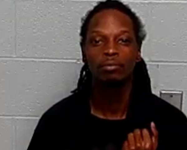 Mugshot of DESHAWN PAGE