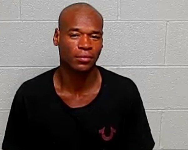 Mugshot of LYNNDALE L SCALES