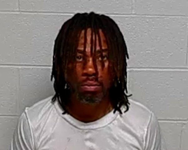 Mugshot of MONTRELL A LEWIS