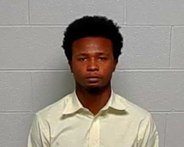 Mugshot of Shannon Scott