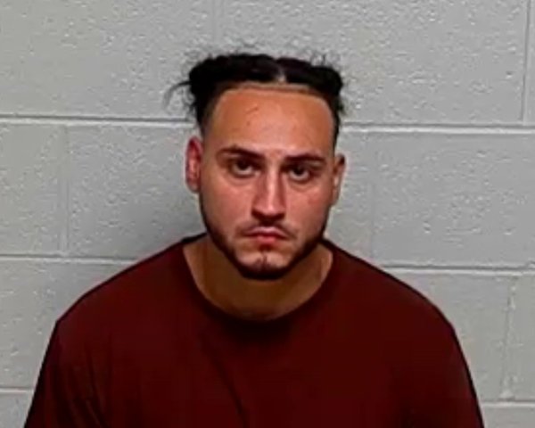 Mugshot of SAUL A RUIZ