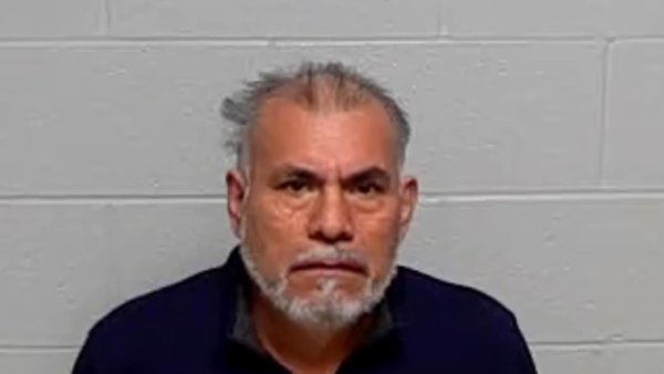 Mugshot of VICTOR MONTES DE OCA LOPEZ