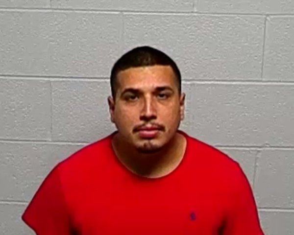 Mugshot of OSCAR VELEZ