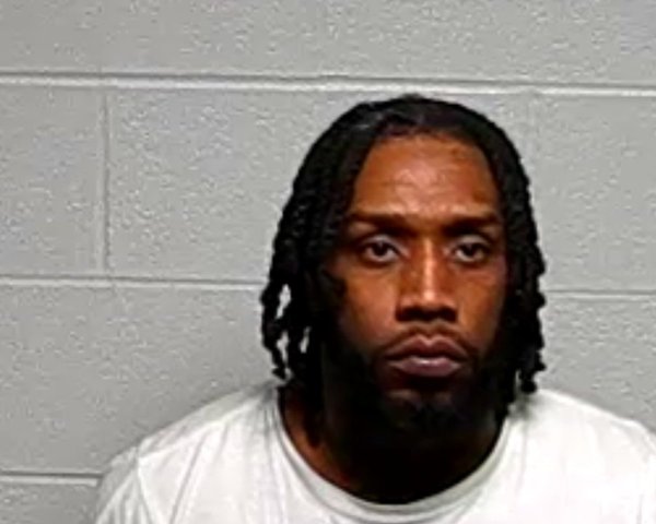 Mugshot of MARIO L BURT