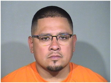 Mugshot of SAUL R CAZARES