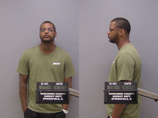 Mugshot of CHRISTOPHER E NEWTON