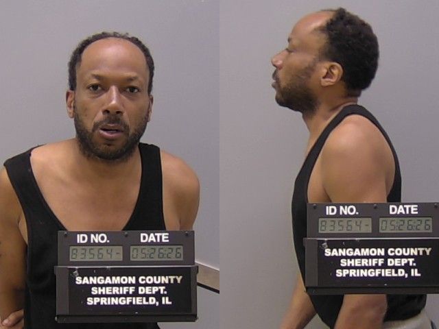 Mugshot of Leslie A Robinson