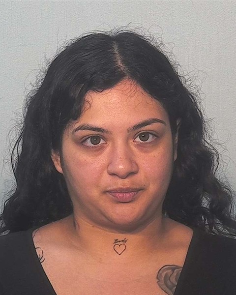 Mugshot of Yaz Munoz-mireles