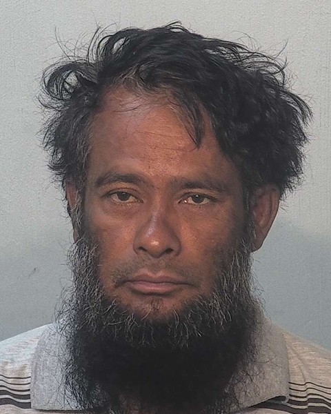Mugshot of Su Pe