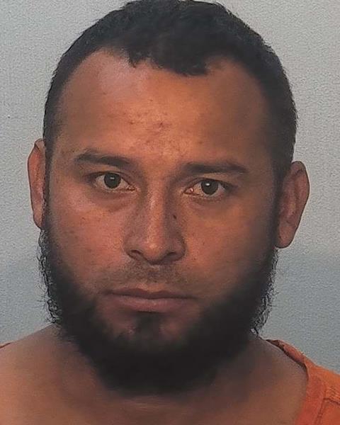 Mugshot of Oscar Veliz-matute
