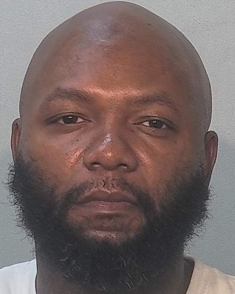 Mugshot of Yoshzmin Hairston