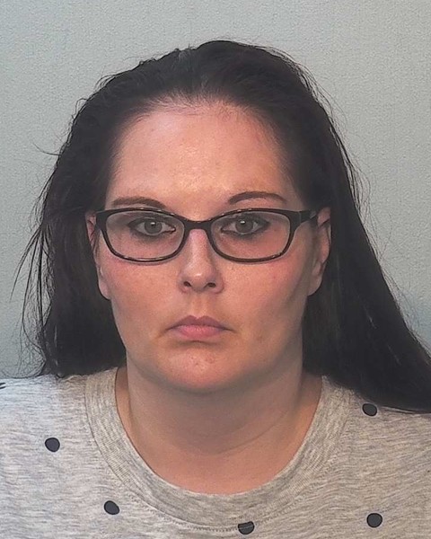 Mugshot of Stephanie Hinrichs